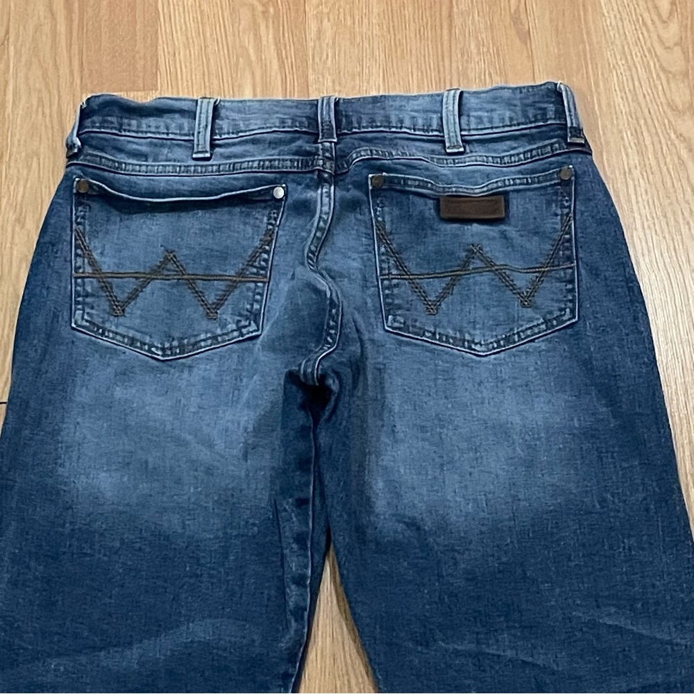 Wrangler Retro Men’s 32x30 (33x30) Slim Straight Jeans Dark Blue Denim Western - Picture 12 of 15